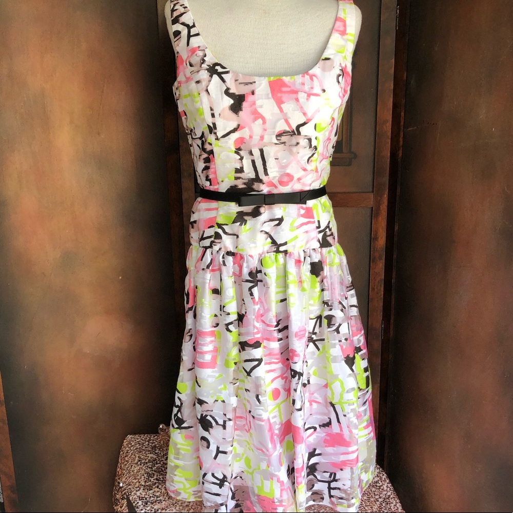 Neiman Marcus Dress Milley Floral Organza  NWT 8